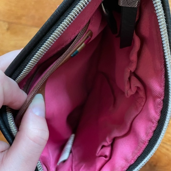 The Sak Hasley Mini Crossbody in moonlight ripple vegan leather - Picture 9 of 10